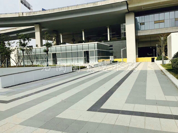 【杭州南站】陶瓷透水砖项目工程