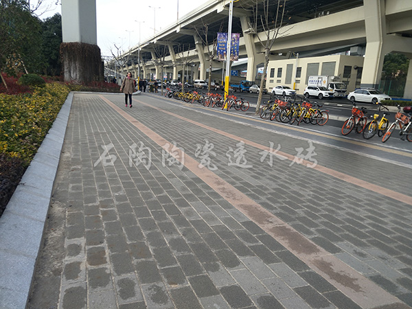 【南通开发区道路】陶瓷透水砖项目工程